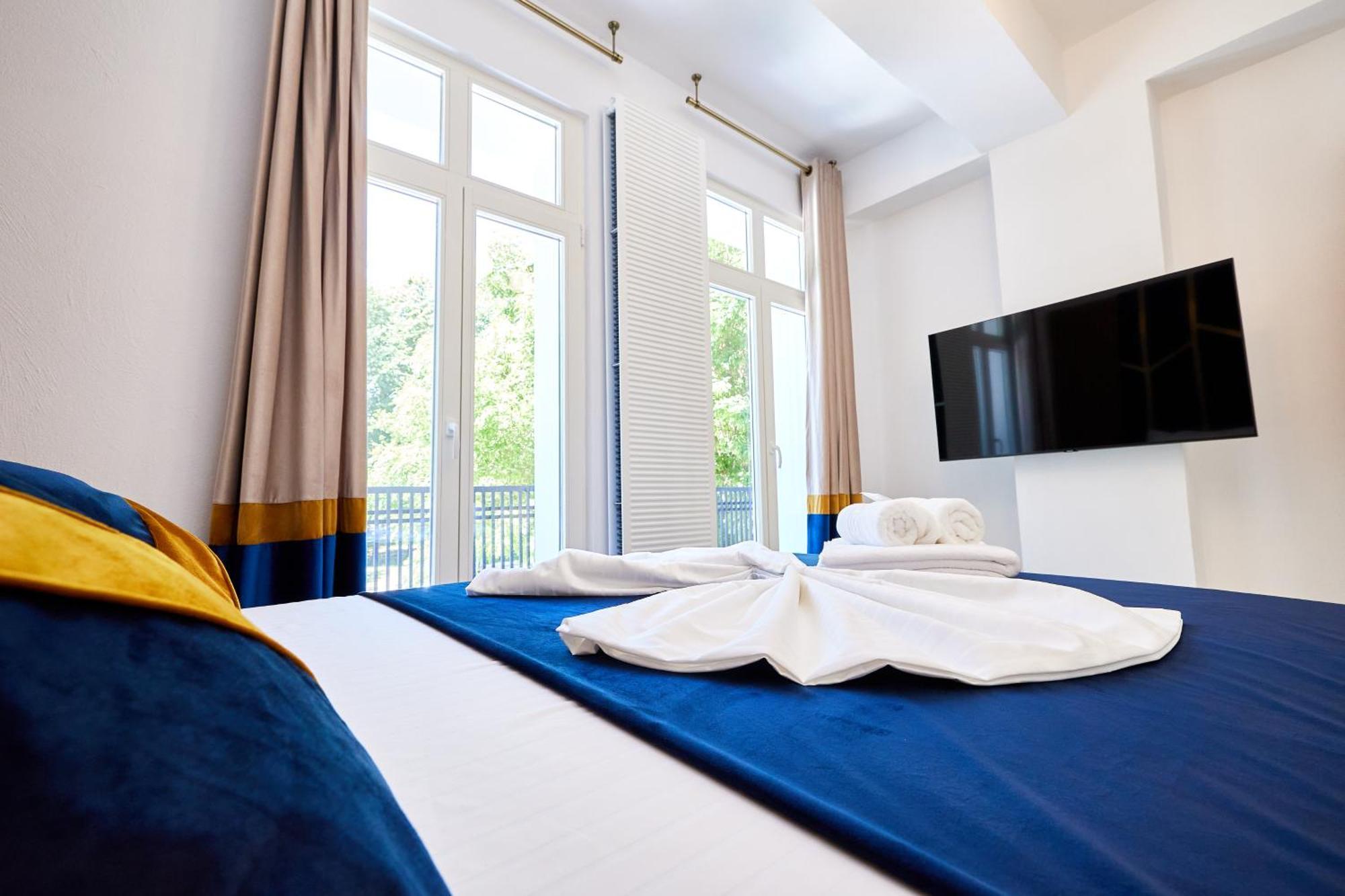 Hotel Carol Park View Bucarest Exterior foto